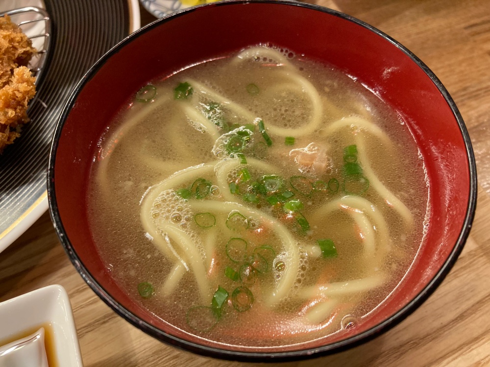 しんもり屋 石垣島 県産豚 とんかつ定食