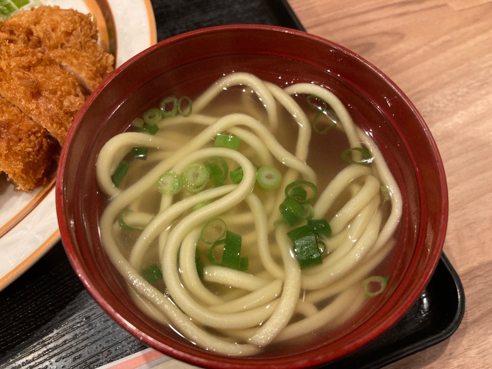 オアシス 石垣島 とんかつ定食