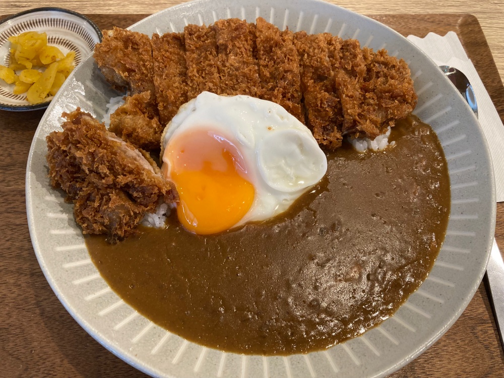 ゴリハズキッチンの海老出汁カツカレー