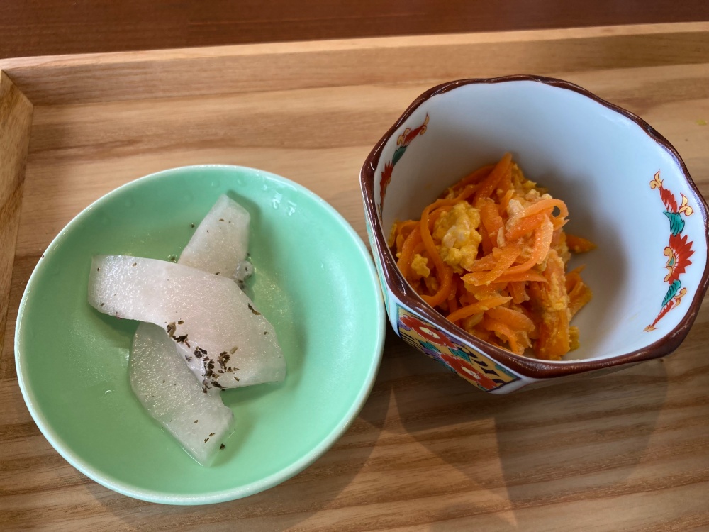 八重山そば酒場 東風平の東風平そばセット