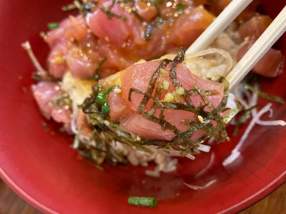 いちば食堂のマグロ丼定食