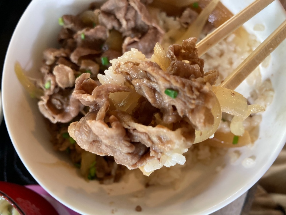 石垣島『あらだ家』の牛丼小そばセット