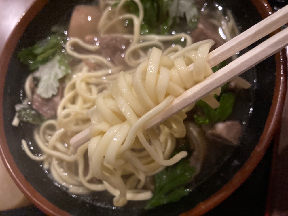 喫茶(頂き)マウスのヤギそば