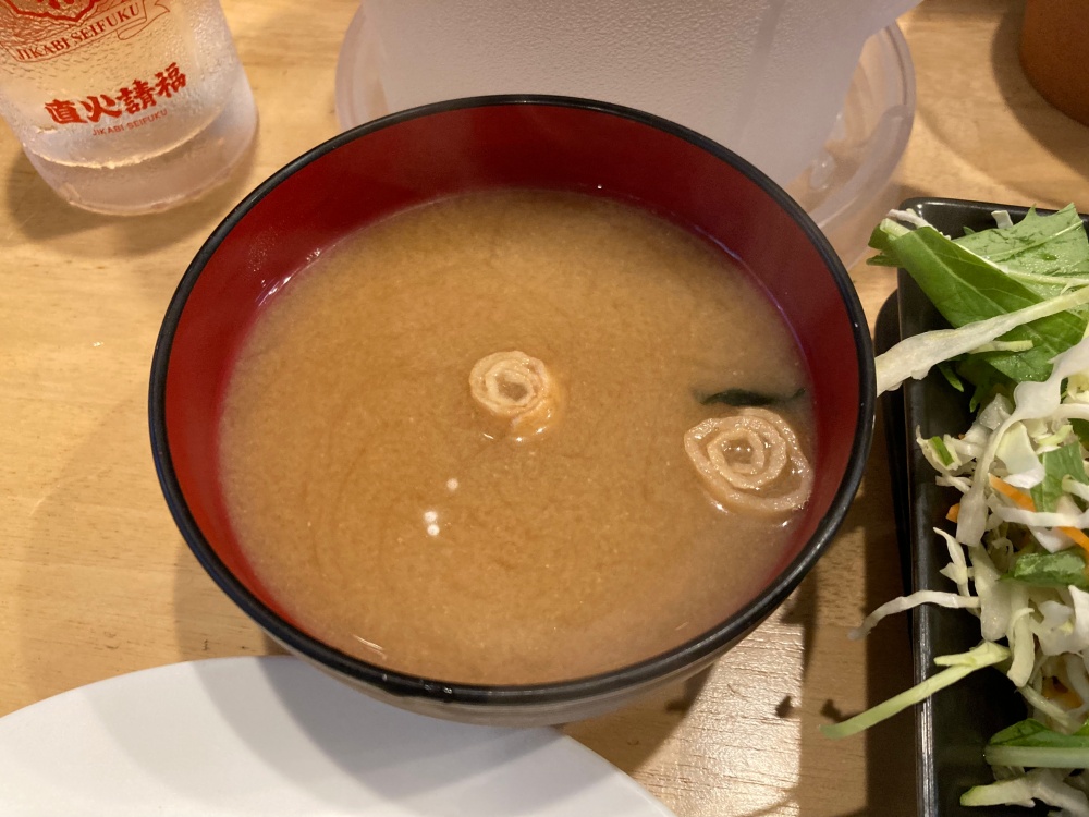 食堂もぶのサーロインステーキ300g ライス・サラダ・味噌汁付き