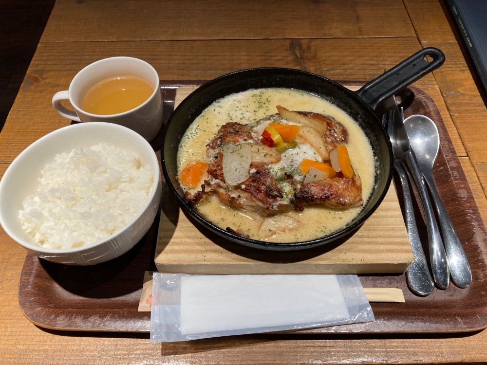 ハングリーチキントリップのシュクメルリ