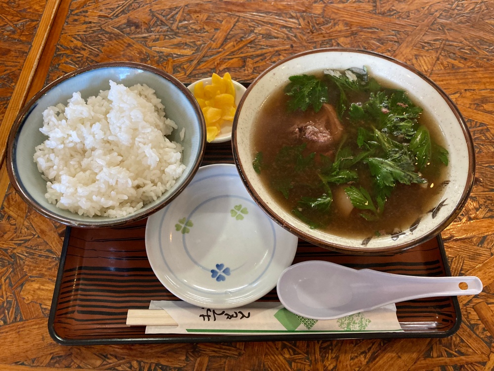 石垣島『一休食堂』のやぎ汁