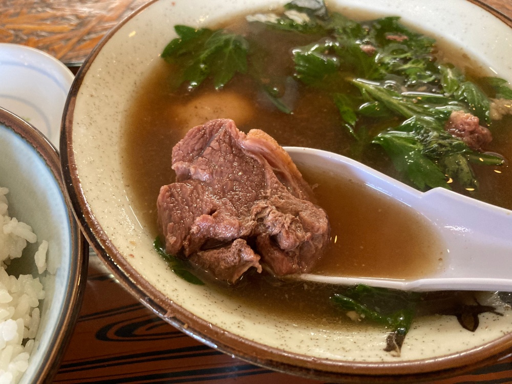 石垣島『一休食堂』のやぎ汁