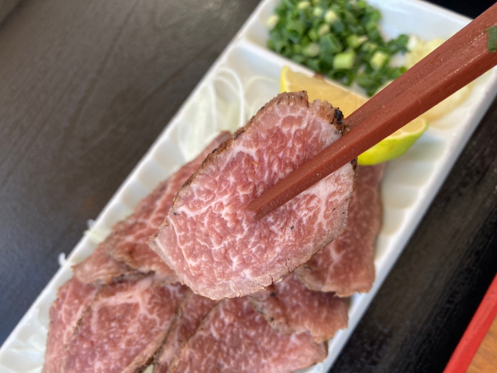 石垣島の食堂『かぶさ食堂』のそば・タタキ定食