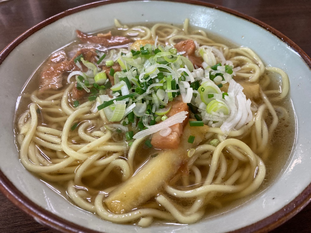 石垣島『キミ食堂』の八重山そば