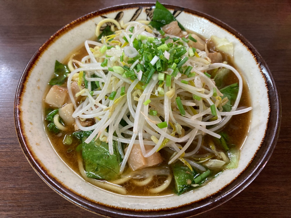 石垣島『キミ食堂』の味噌そば