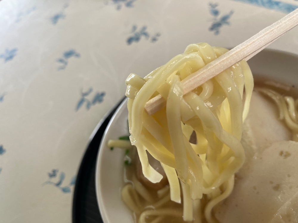 石垣島の沖縄＆南米料理屋『もろみや』の沖縄そば