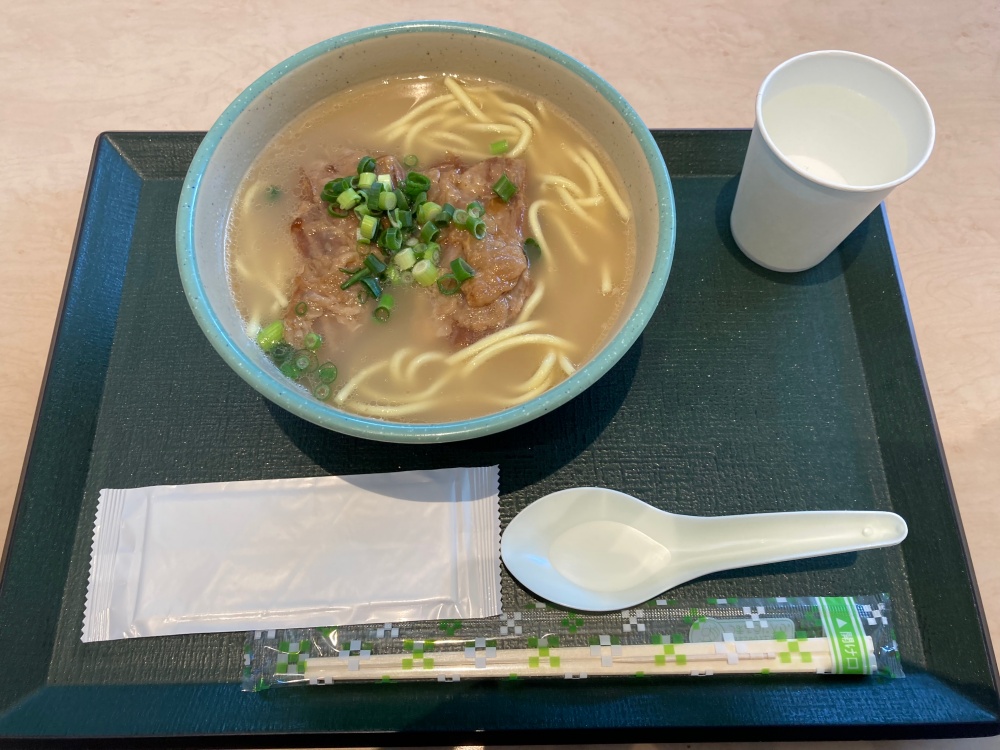 やいま村(石垣空港)の八重山そば