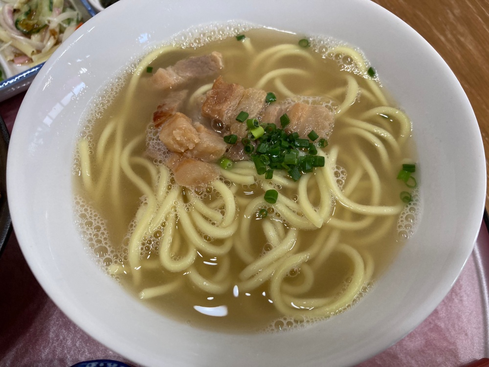 石垣島の島そば屋 ざはの『豚バラ丼そばセット』