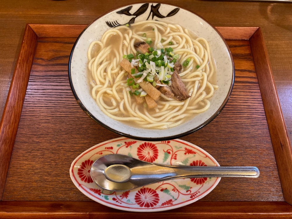 石垣島キッズの八重山そば