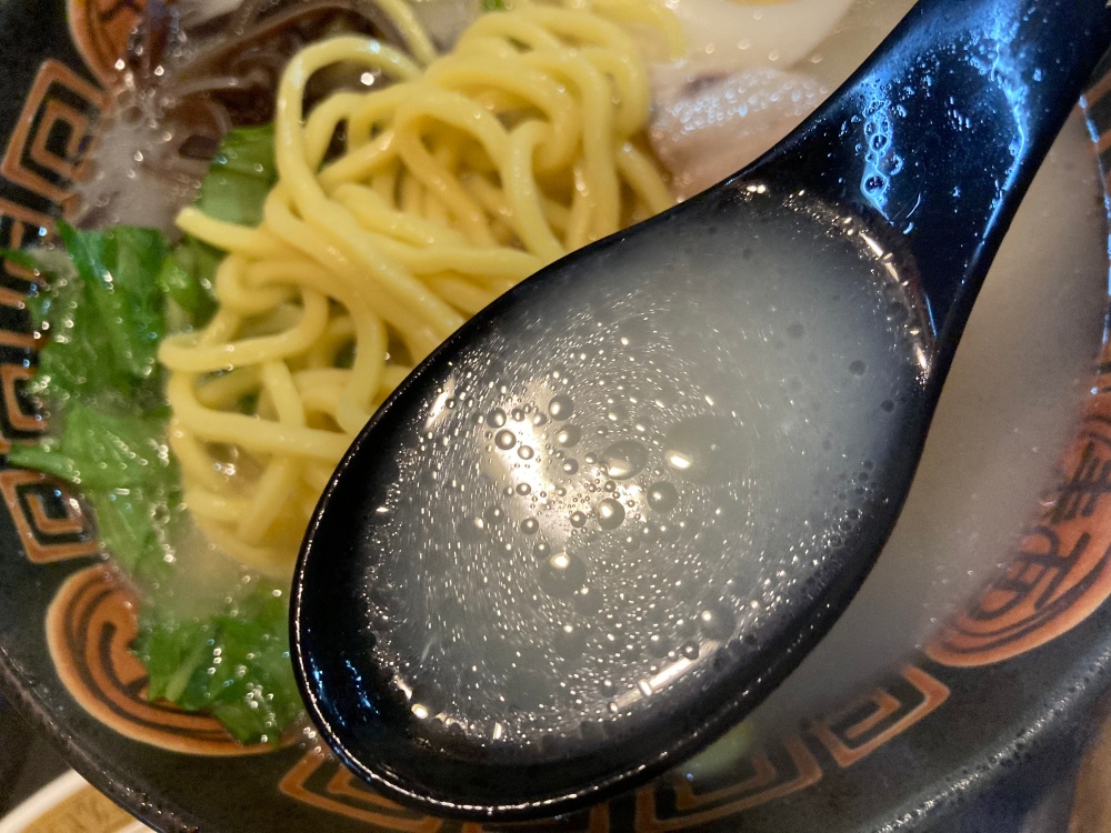 石垣島『らーめん パンダ食堂』のねぎ塩ラーメン三点セット