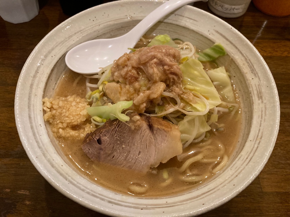 石垣島のラーメン店『あじくぅたぁ』のくぅたぁらぁめん